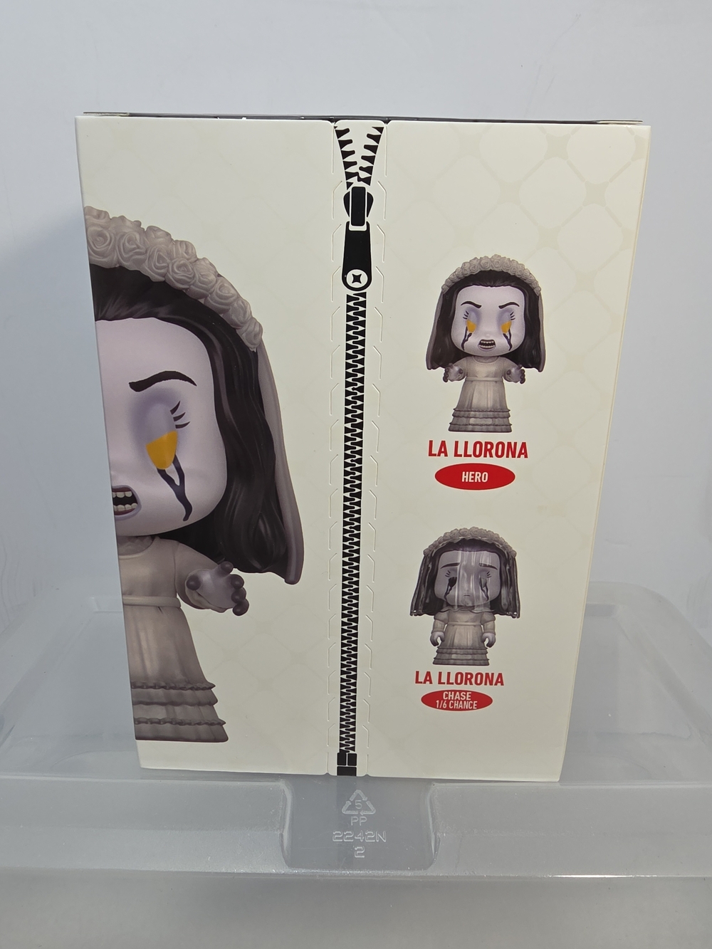 Thrilljoy PIX! The Curse Of La Llorona Hero Common LE 6666 Vinyl Figure (B1) - Picture 5 of 8
